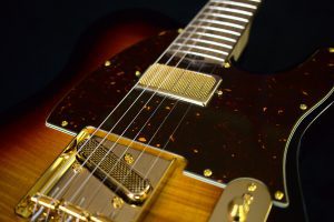 guitare custom shop luthier saint brieuc